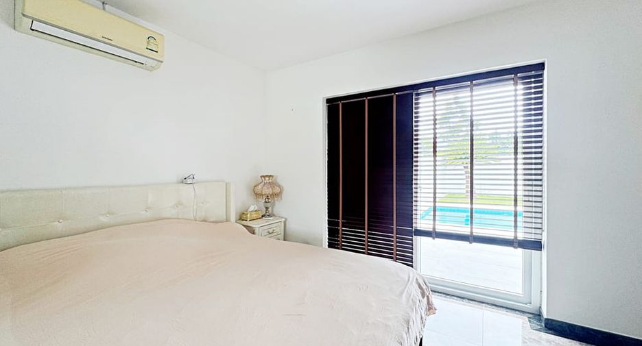 For sale 5 bedrooms villa in Bang Lamung, Chonburi