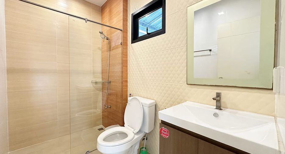 Haus zum Kauf mit 3 Zimmer in Bang Lamung, Chonburi