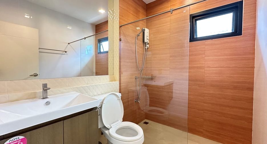Haus zum Kauf mit 3 Zimmer in Bang Lamung, Chonburi