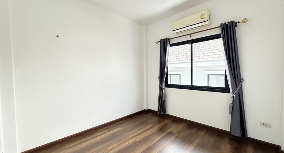 Haus zum Kauf mit 3 Zimmer in Bang Lamung, Chonburi