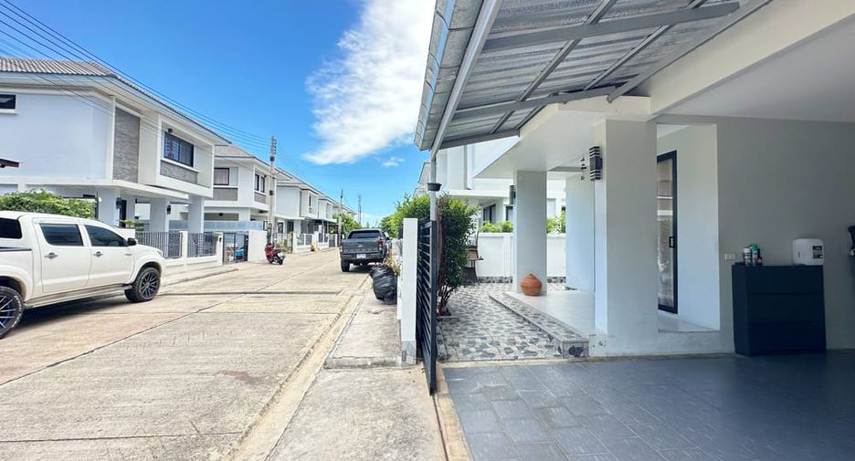 Haus zum Kauf mit 3 Zimmer in Bang Lamung, Chonburi