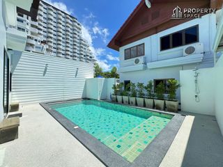 For sale 3 bedrooms villa in Na Jomtien, Pattaya