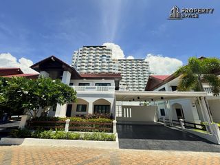 For sale 3 bedrooms villa in Na Jomtien, Pattaya