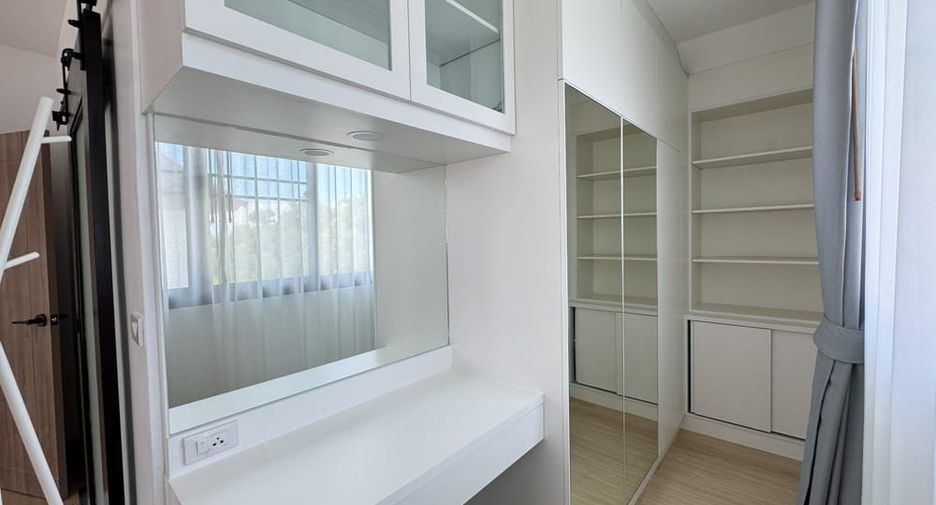 For sale 3 bedrooms villa in Na Jomtien, Pattaya