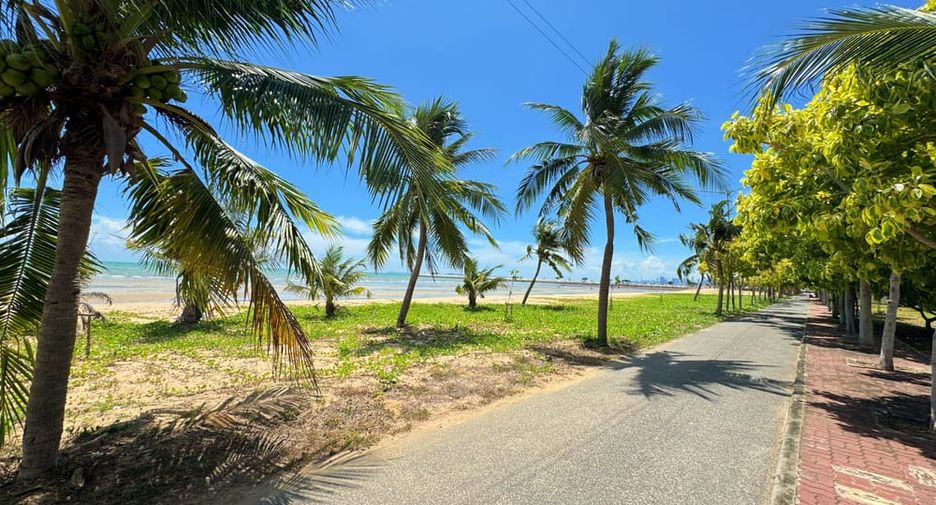 For sale 3 bedrooms villa in Na Jomtien, Pattaya