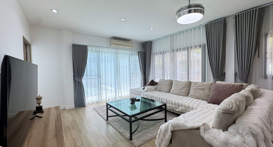 For sale 3 bedrooms villa in Na Jomtien, Pattaya