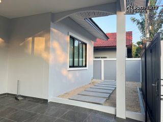 Haus zum Kauf mit 3 Zimmer in Bang Lamung, Chonburi