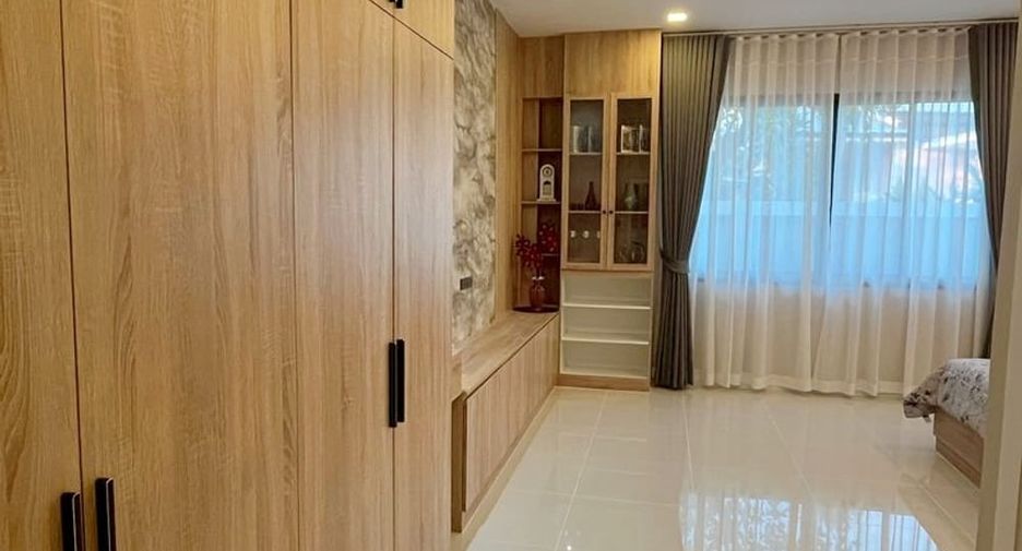 Haus zum Kauf mit 3 Zimmer in Bang Lamung, Chonburi