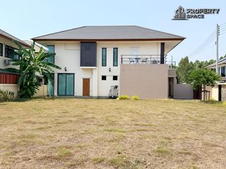 Haus zum Kauf mit 3 Zimmer in Bang Lamung, Chonburi