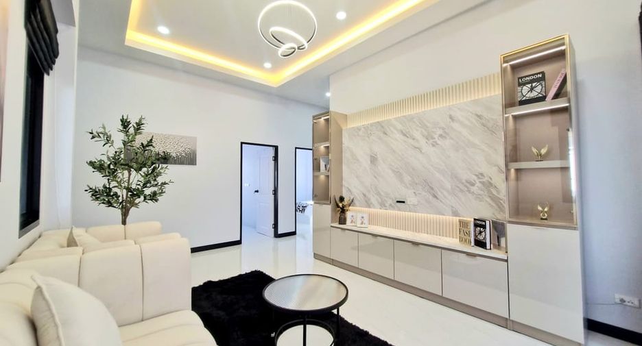 Haus zum Kauf mit 3 Zimmer in Bang Lamung, Chonburi