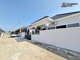 Haus zum Kauf mit 3 Zimmer in Bang Lamung, Chonburi