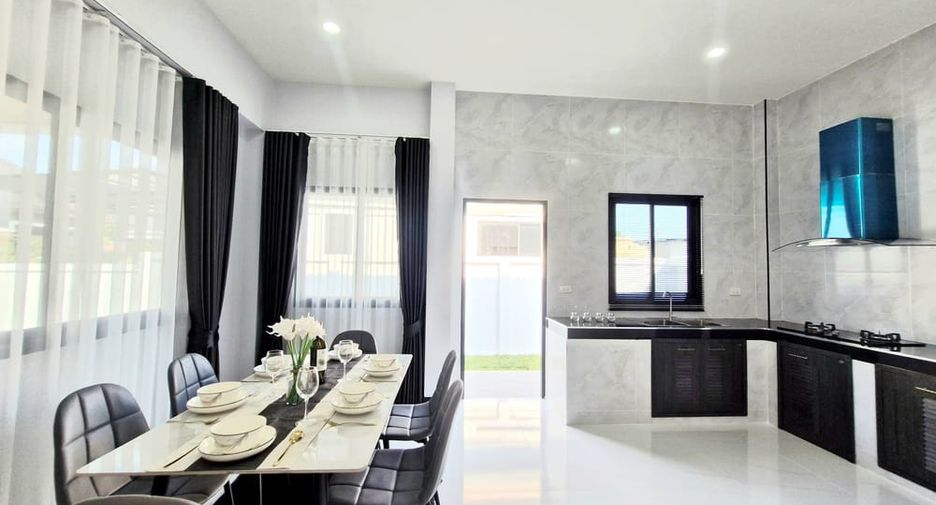 Haus zum Kauf mit 3 Zimmer in Bang Lamung, Chonburi