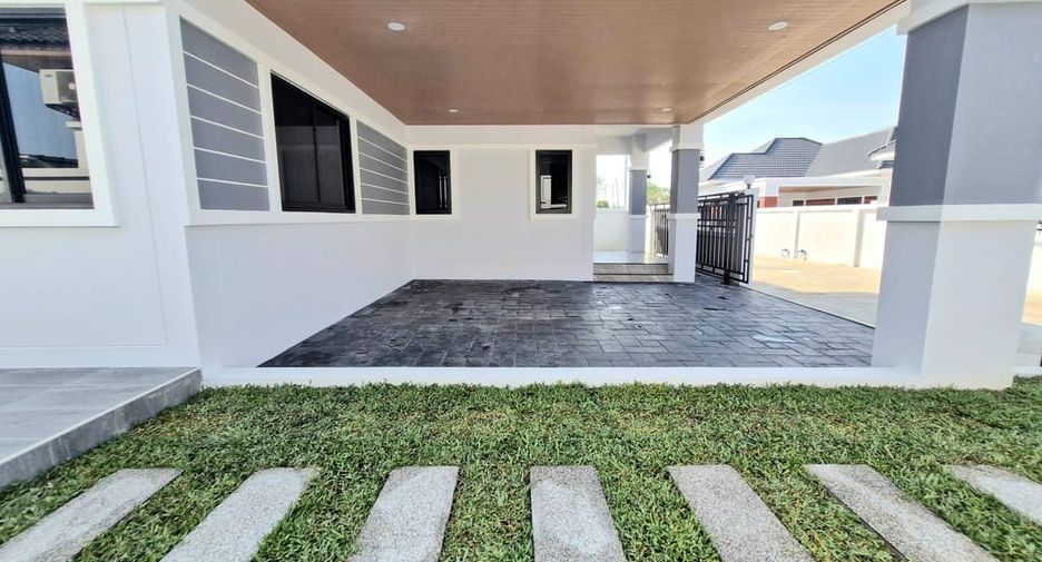 Haus zum Kauf mit 3 Zimmer in Bang Lamung, Chonburi