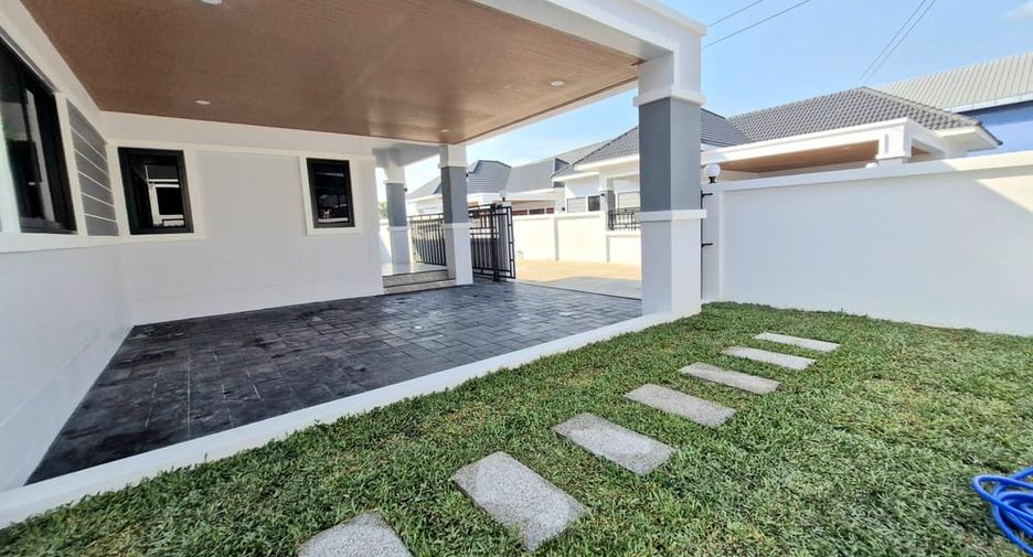 Haus zum Kauf mit 3 Zimmer in Bang Lamung, Chonburi