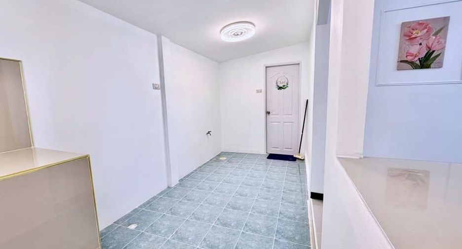 Haus zum Kauf mit 3 Zimmer in Bang Lamung, Chonburi