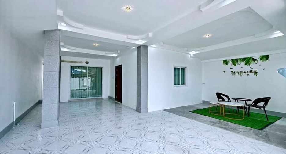 Haus zum Kauf mit 3 Zimmer in Bang Lamung, Chonburi