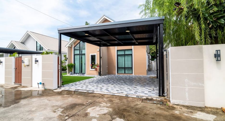 Casa en venta de 3 habitaciones en Bang Lamung, Chonburi