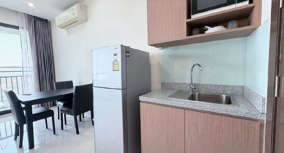 出售 1 卧室 公寓 在 Si Racha, Chon Buri