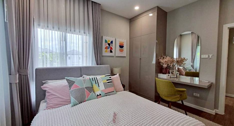Casa en venta de 4 habitaciones en Bang Lamung, Chonburi