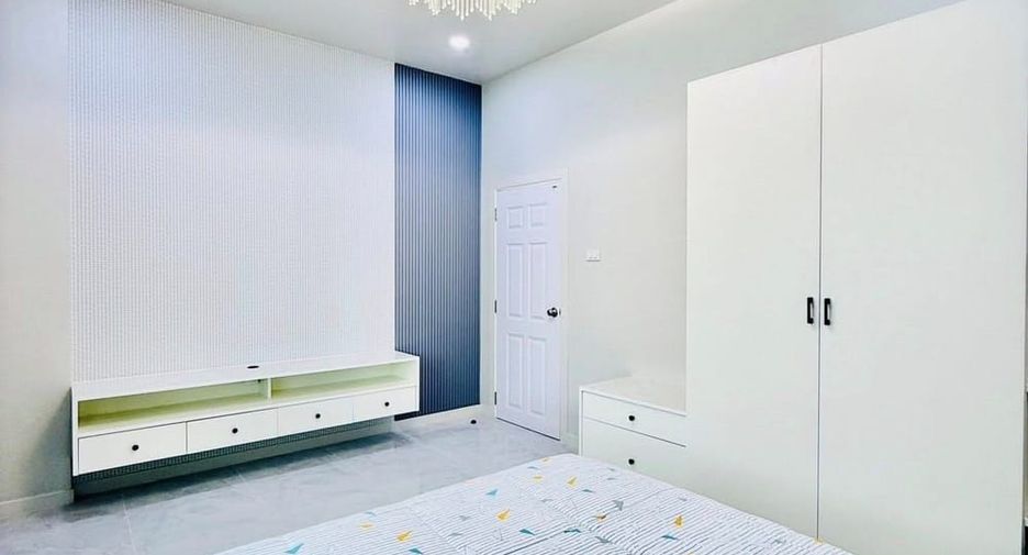 Casa en venta de 3 habitaciones en Bang Lamung, Chonburi