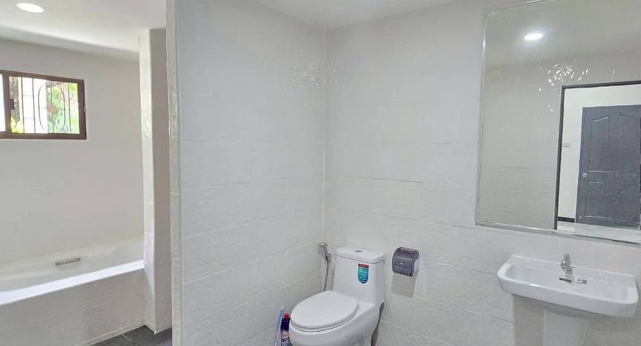 Casa en venta de 3 habitaciones en Bang Lamung, Chonburi