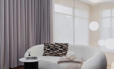 Haus zur Miete und zum Kauf mit 3 Zimmer in Phra Khanong, Bangkok