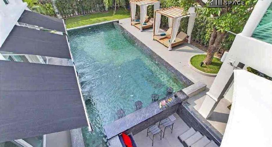 Villa en alquiler de 5 habitaciones en Bang Lamung, Chonburi