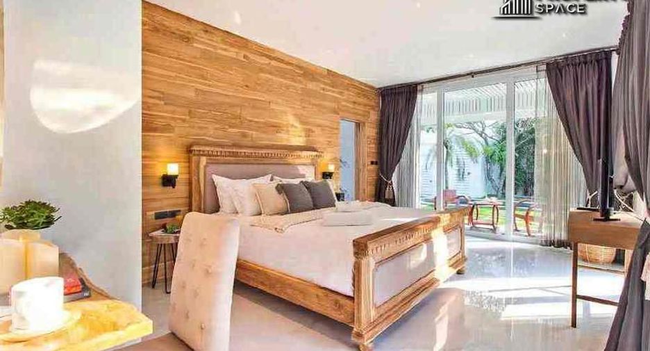 Villa en alquiler de 5 habitaciones en Bang Lamung, Chonburi