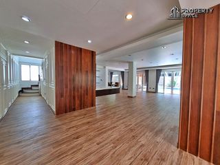 Villa en alquiler de 6 habitaciones en Bang Lamung, Chonburi
