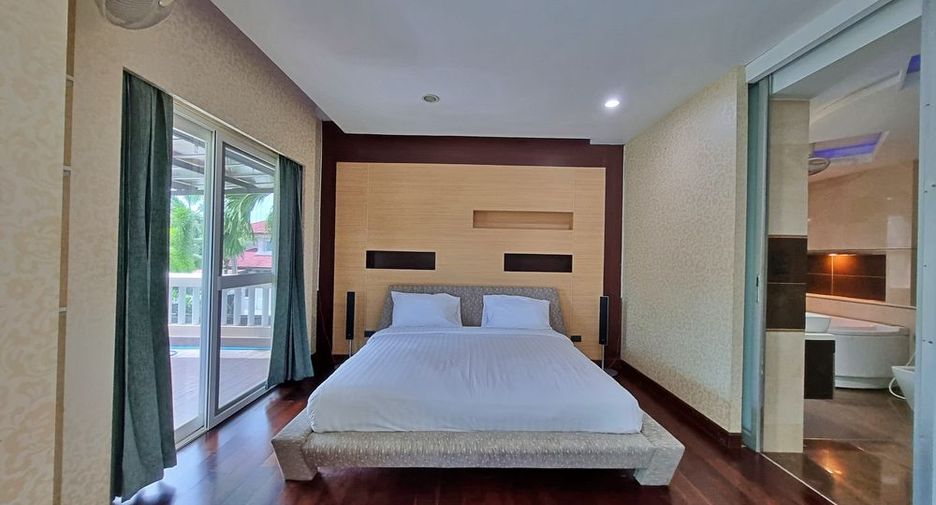 Villa en alquiler de 6 habitaciones en Bang Lamung, Chonburi