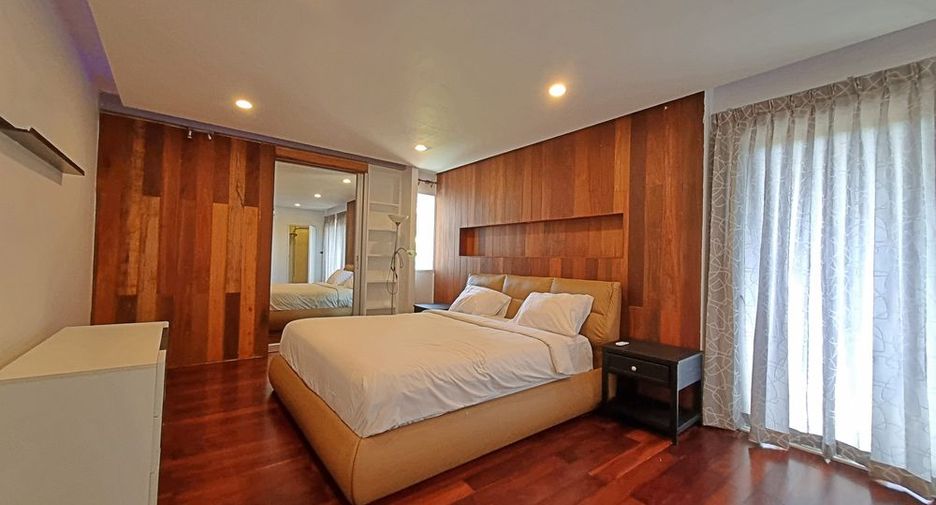 Villa en alquiler de 6 habitaciones en Bang Lamung, Chonburi