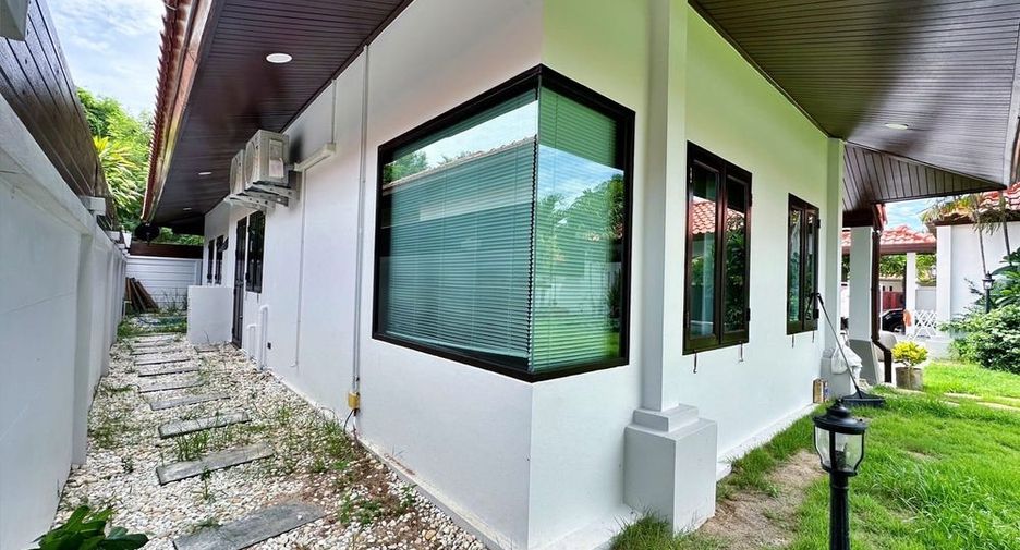 Villa zur Miete und zum Kauf mit 4 Zimmer in Huay Yai, Pattaya