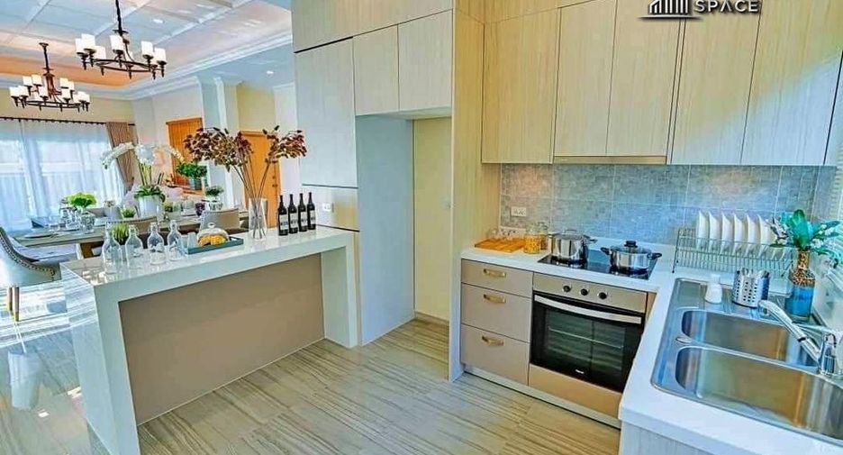 For rent 3 bedrooms villa in Huay Yai, Pattaya