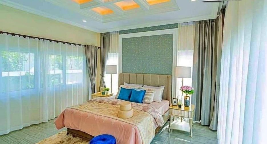 For rent 3 bedrooms villa in Huay Yai, Pattaya