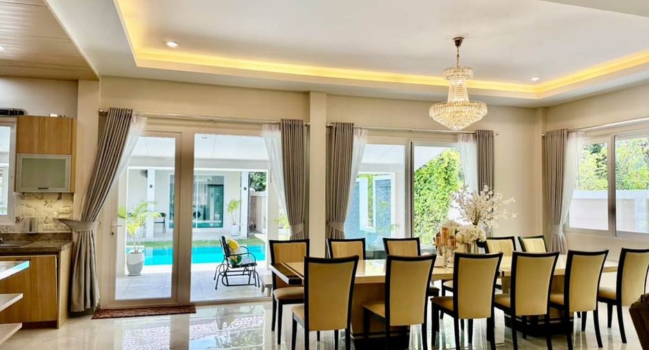 For rent and for sale 6 bedrooms villa in Huay Yai, Pattaya