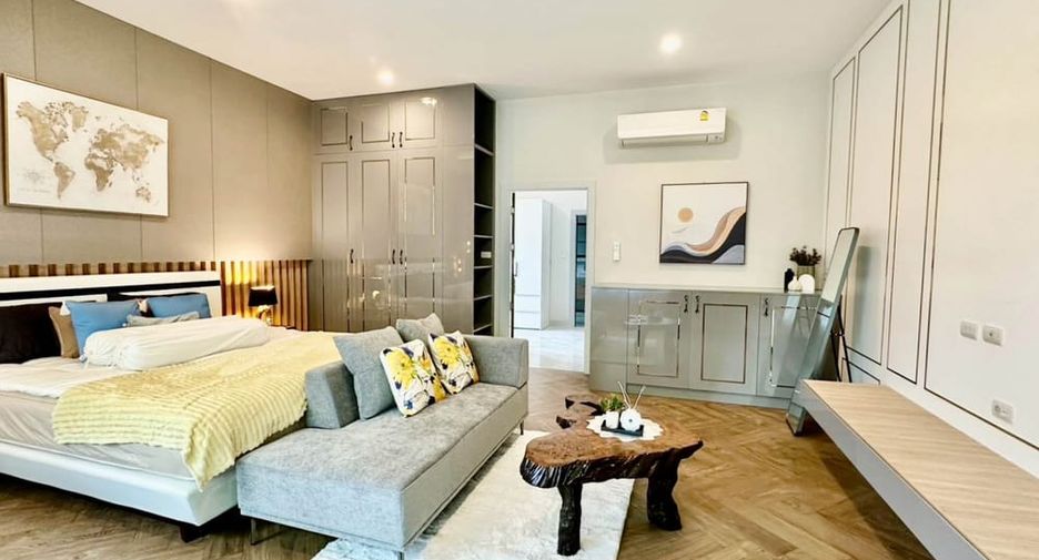 For rent and for sale 6 bedrooms villa in Huay Yai, Pattaya