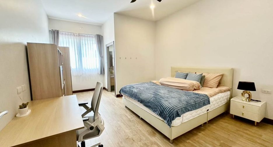 For rent and for sale 6 bedrooms villa in Huay Yai, Pattaya