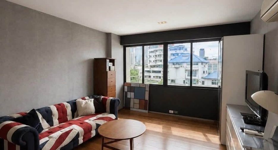 Condo en alquiler de 2 habitaciones en Yan Nawa, Bangkok