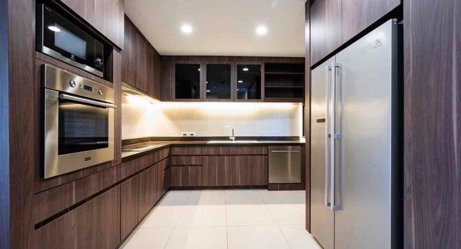 À vendre 4 chambres condo à Suan Luang, Bangkok