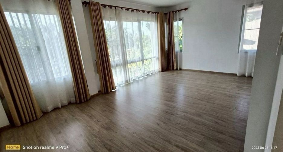 出租 3 卧室 独立屋 在 Bang Phli, Samut Prakan