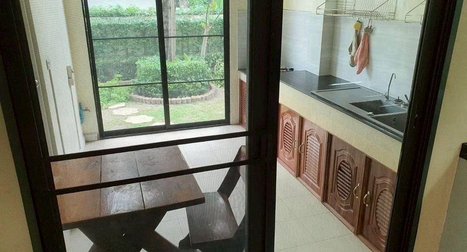 出租 5 卧室 独立屋 在 Mueang Nonthaburi, Nonthaburi