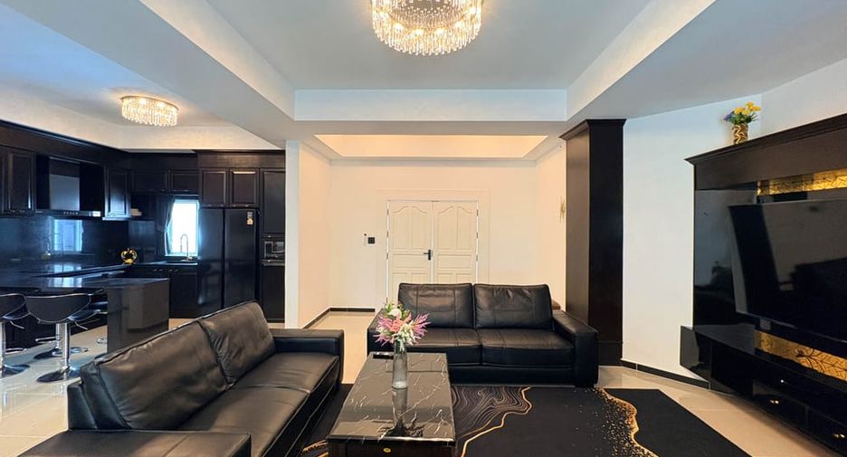 À louer et à vendre 6 chambres villa à Bang Lamung, Chonburi