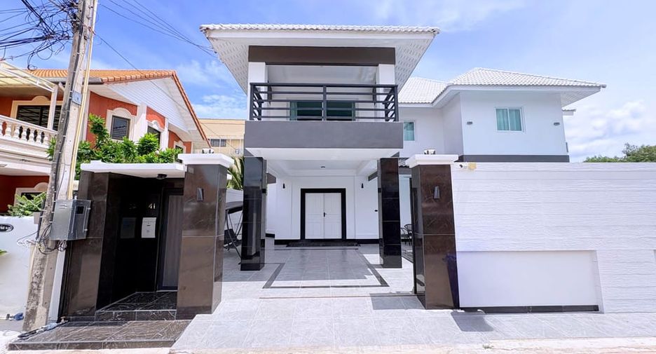 À louer et à vendre 6 chambres villa à Bang Lamung, Chonburi
