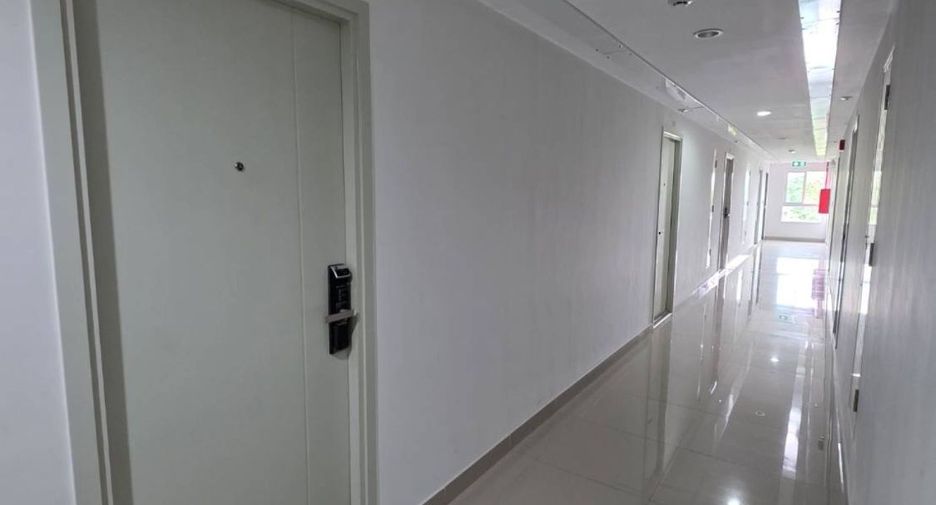 Продажа 1 кровать кондо в Тхон Бури, Бангкок