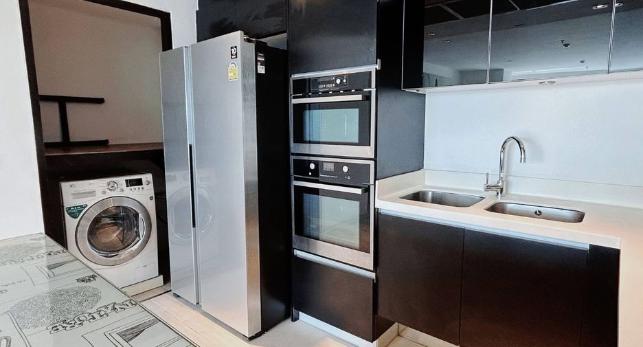 Wohnung zur Miete mit 3 Zimmer in Watthana, Bangkok