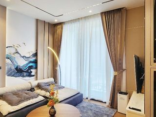 Wohnung zur Miete mit 2 Zimmer in Pathum Wan, Bangkok