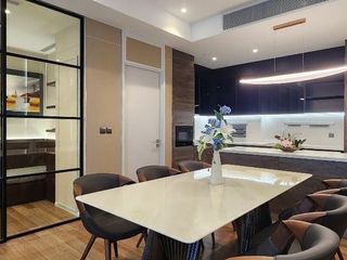 Wohnung zur Miete mit 2 Zimmer in Pathum Wan, Bangkok