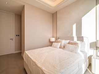 Condo en alquiler y en venta de 2 habitaciones en Sathon, Bangkok