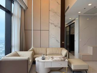Wohnung zur Miete mit 4 Zimmer in Huai Khwang, Bangkok