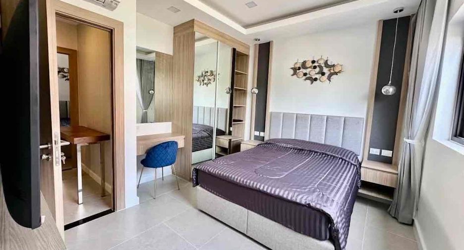 À louer 4 chambres villa à Bang Lamung, Chonburi
